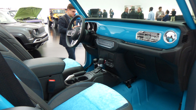 Illustration for article titled The Jeep 4SPEED Concept Is So Light It Gets A Two Inch Lift For Free